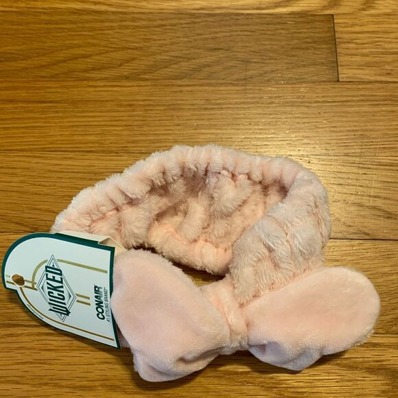 Wicked Pink Plush Spa Headband - Picture 2 of 2